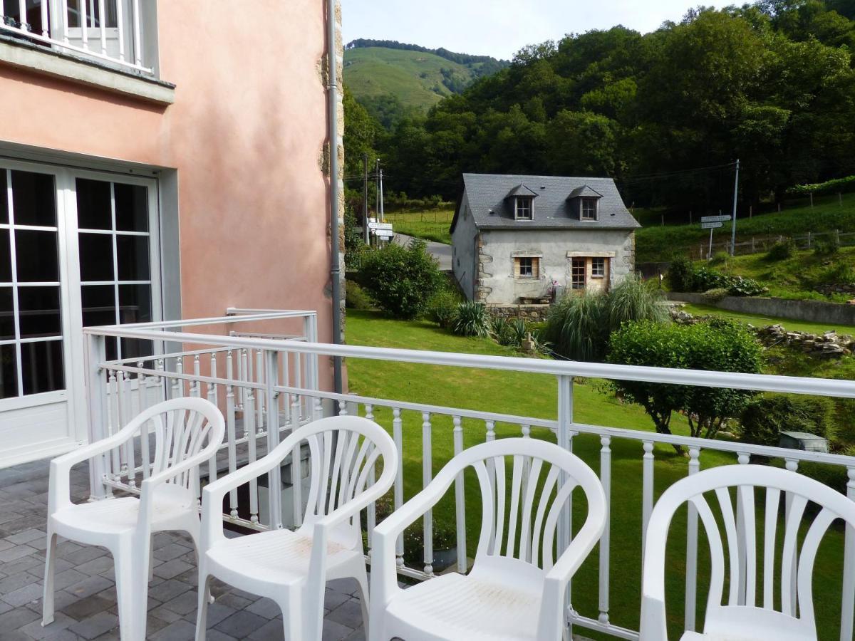 Maison Ainerak Gite A Sainte Engrace La Pierre Saint Martin Exterior foto
