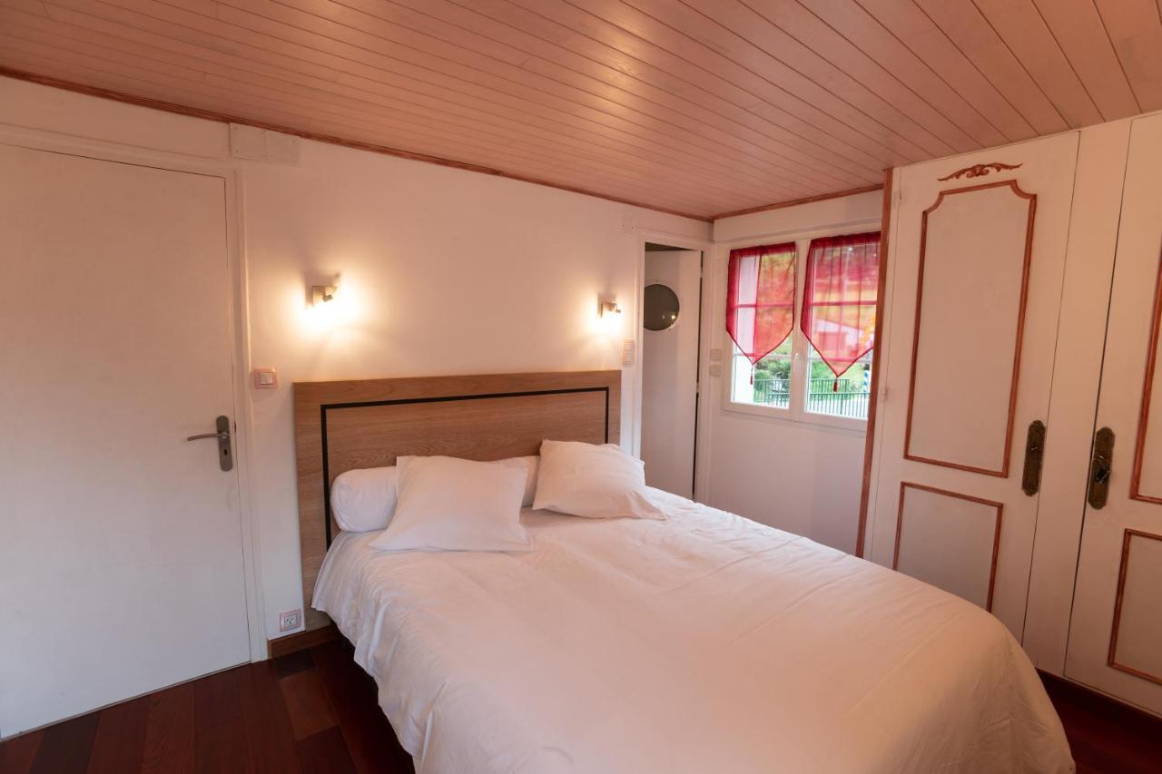 Maison Ainerak Gite A Sainte Engrace La Pierre Saint Martin Exterior foto